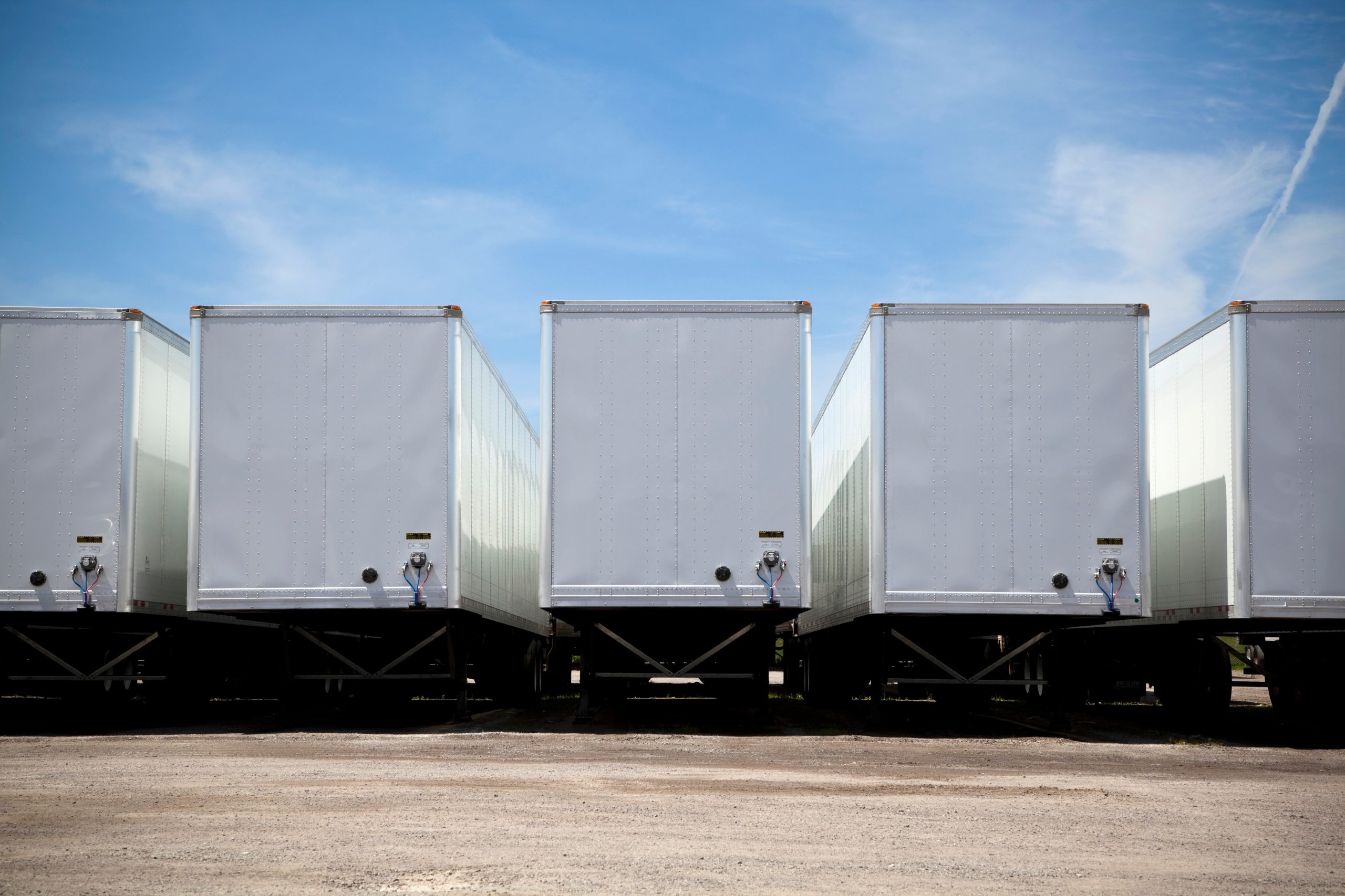 Key Considerations for Semi-Truck Storage Facilities