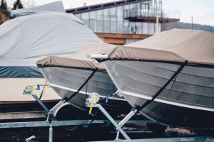 Can I store my boat with a full or empty fuel tank?